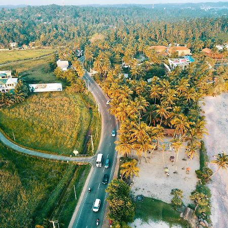 Island House Hotel ดิคเวลลา ภายนอก รูปภาพ
