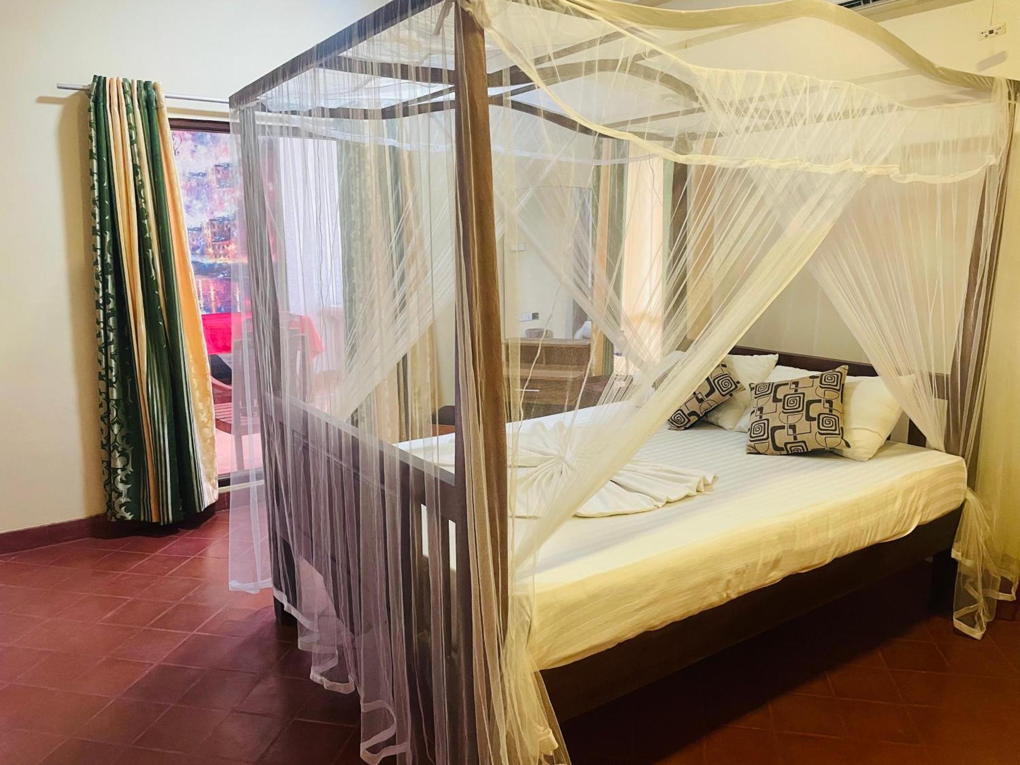 Island House Hotel ดิคเวลลา ภายนอก รูปภาพ