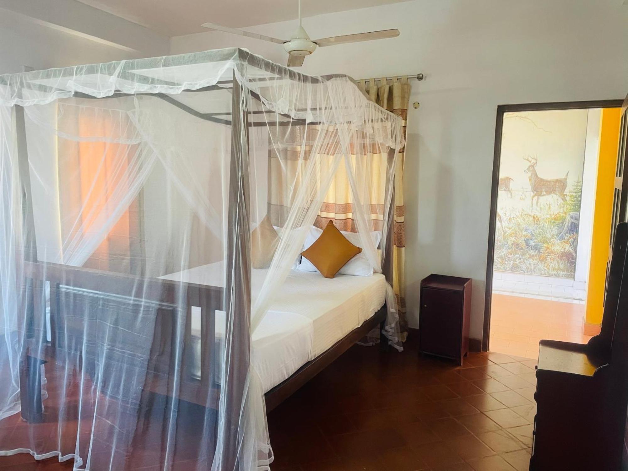 Island House Hotel ดิคเวลลา ภายนอก รูปภาพ